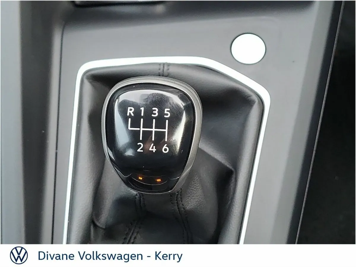 Volkswagen Golf Hatchback, Petrol, 2027, Grey