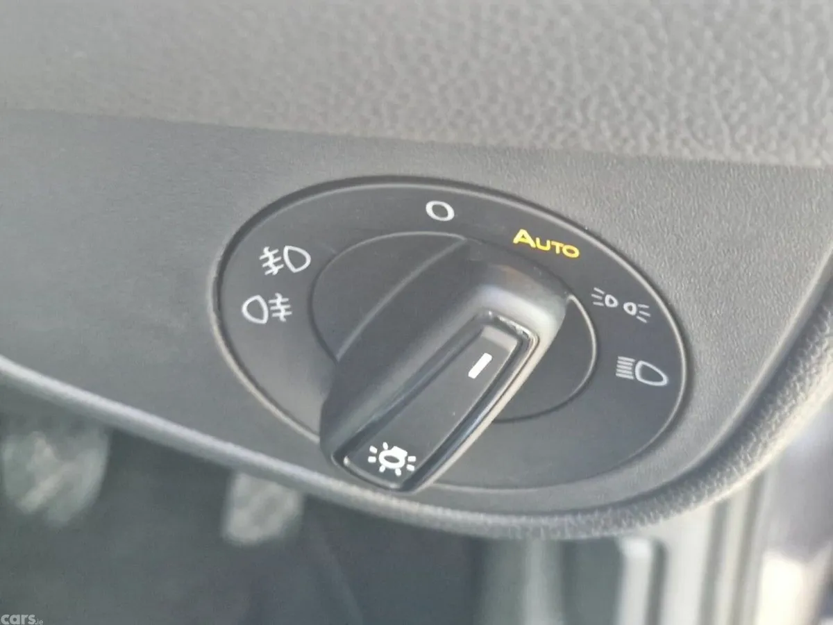 Volkswagen Polo Hatchback, Petrol, 2027, Grey