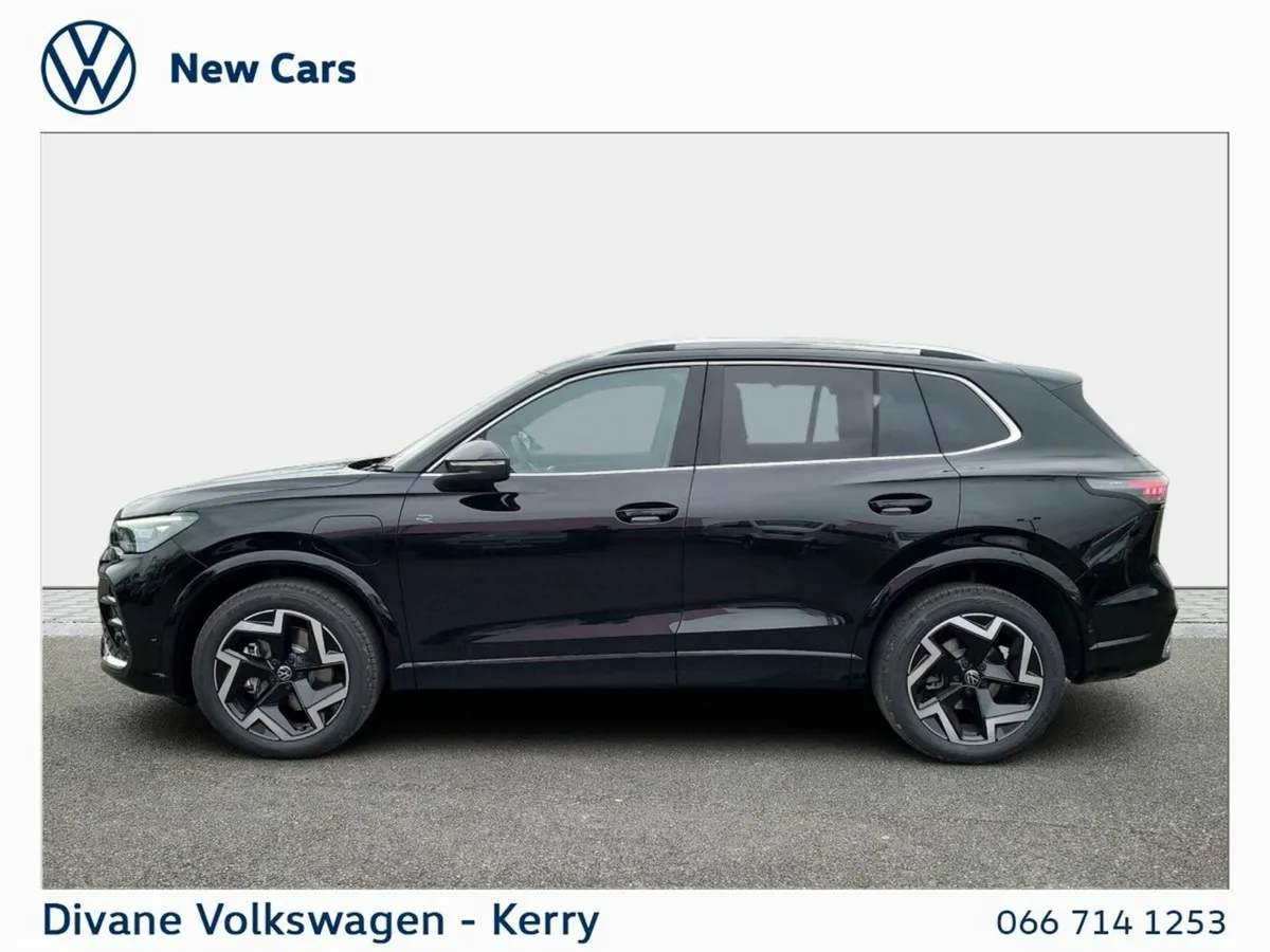 Volkswagen Tiguan SUV, Petrol Plug-in Hybrid, 2027, Black