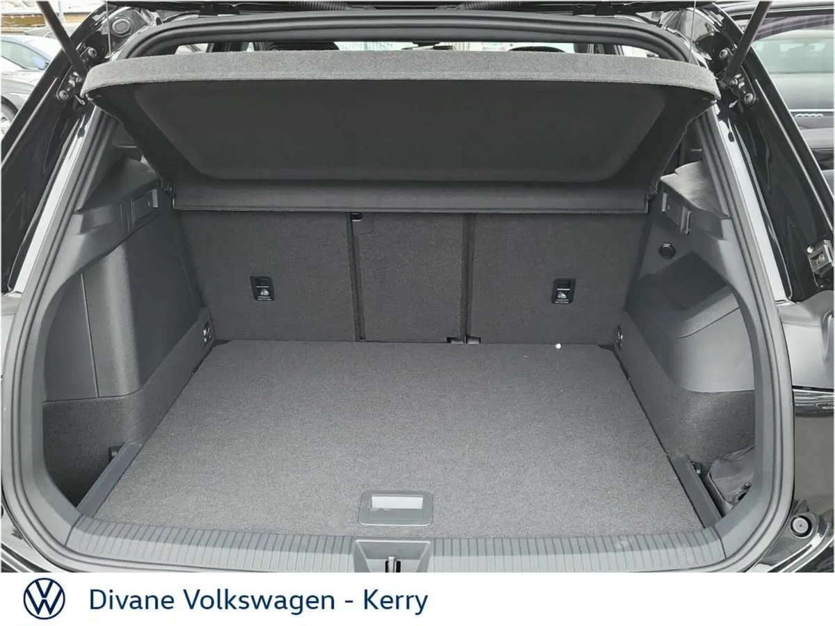 Volkswagen Tiguan SUV, Petrol Plug-in Hybrid, 2027, Black