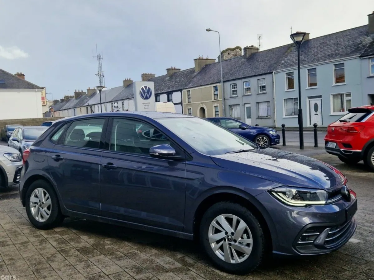 Volkswagen Polo Hatchback, Petrol, 2027, Grey
