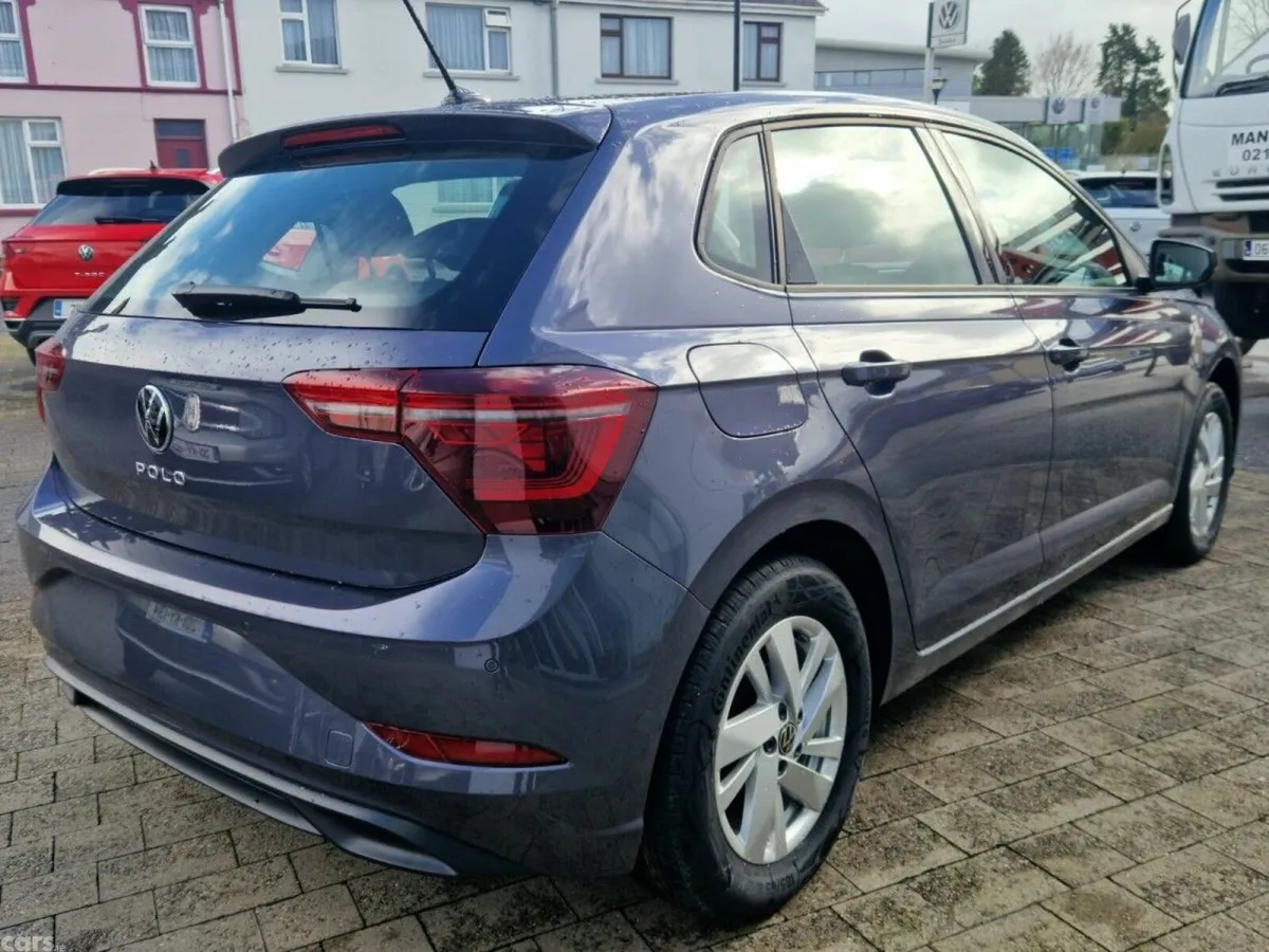 Volkswagen Polo Hatchback, Petrol, 2027, Grey