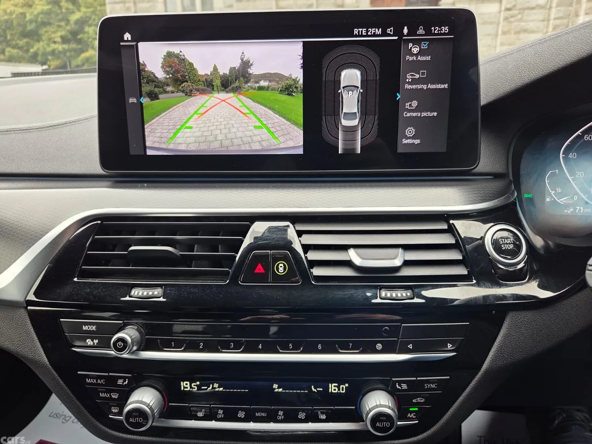 BMW 5-Series Saloon, Petrol Plug-in Hybrid, 2021, Blue
