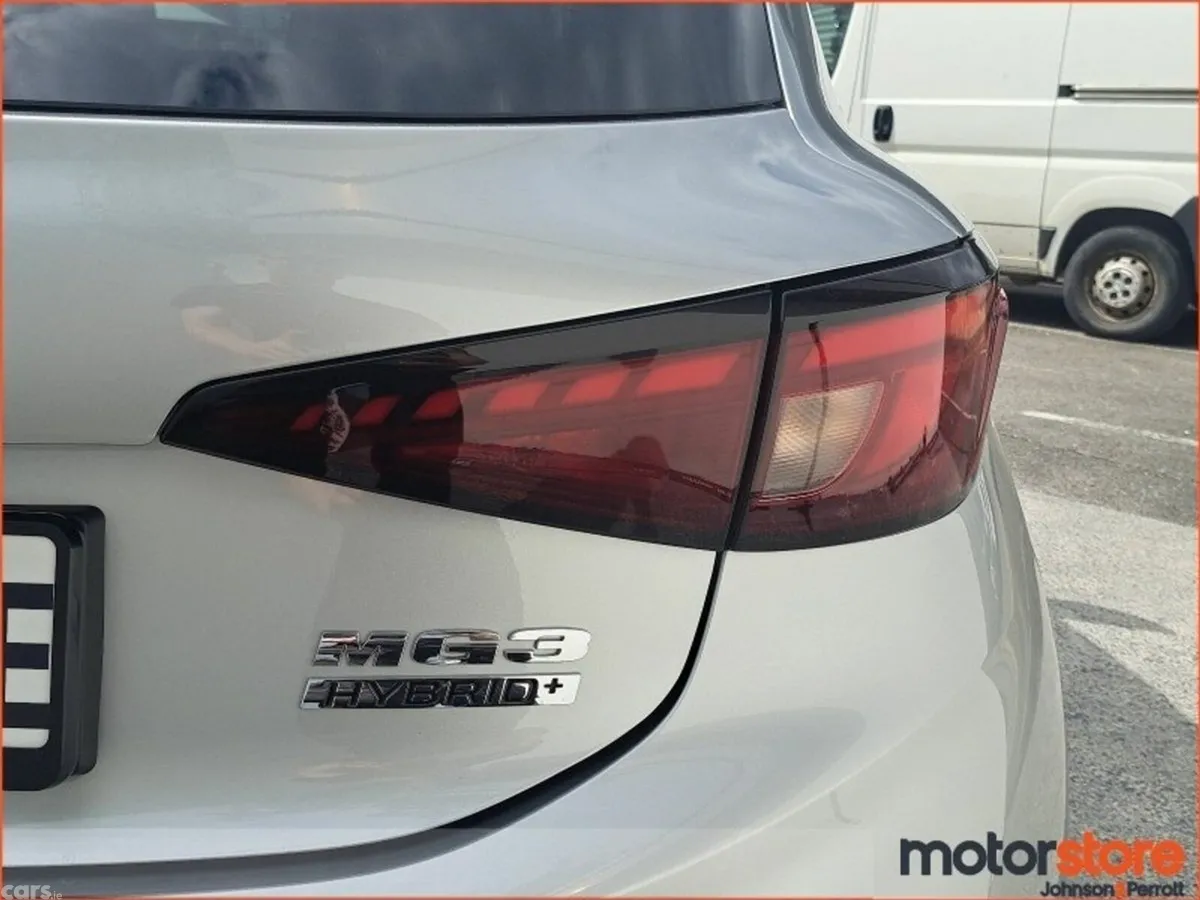 MG MG3 Hatchback, Petrol Hybrid, 2027, Silver