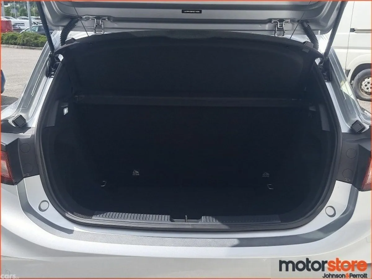 MG MG3 Hatchback, Petrol Hybrid, 2027, Silver
