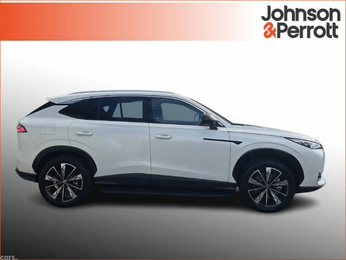 MG HS SUV, Petrol, 2027, 