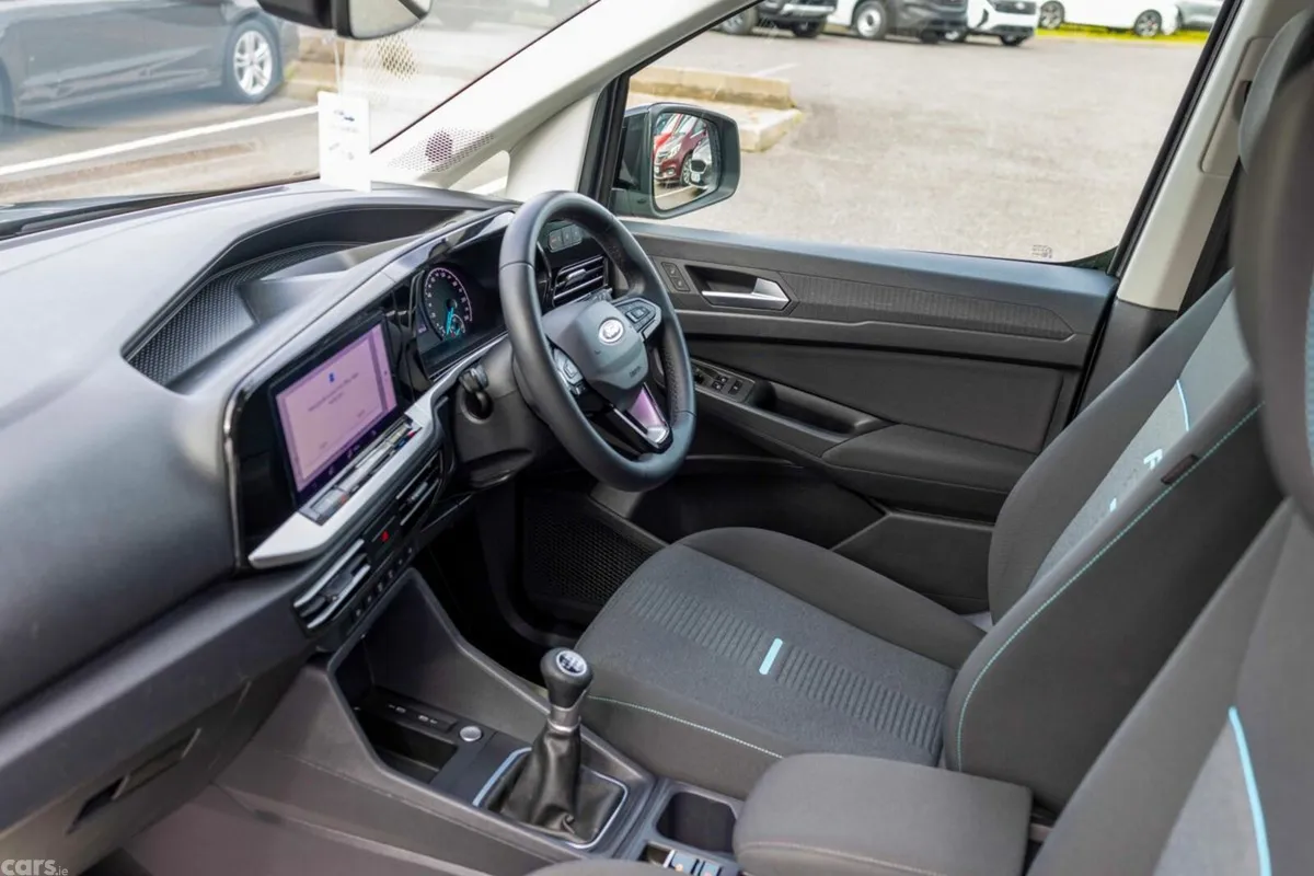 Ford Tourneo Connect MPV, Diesel, 2023, Grey