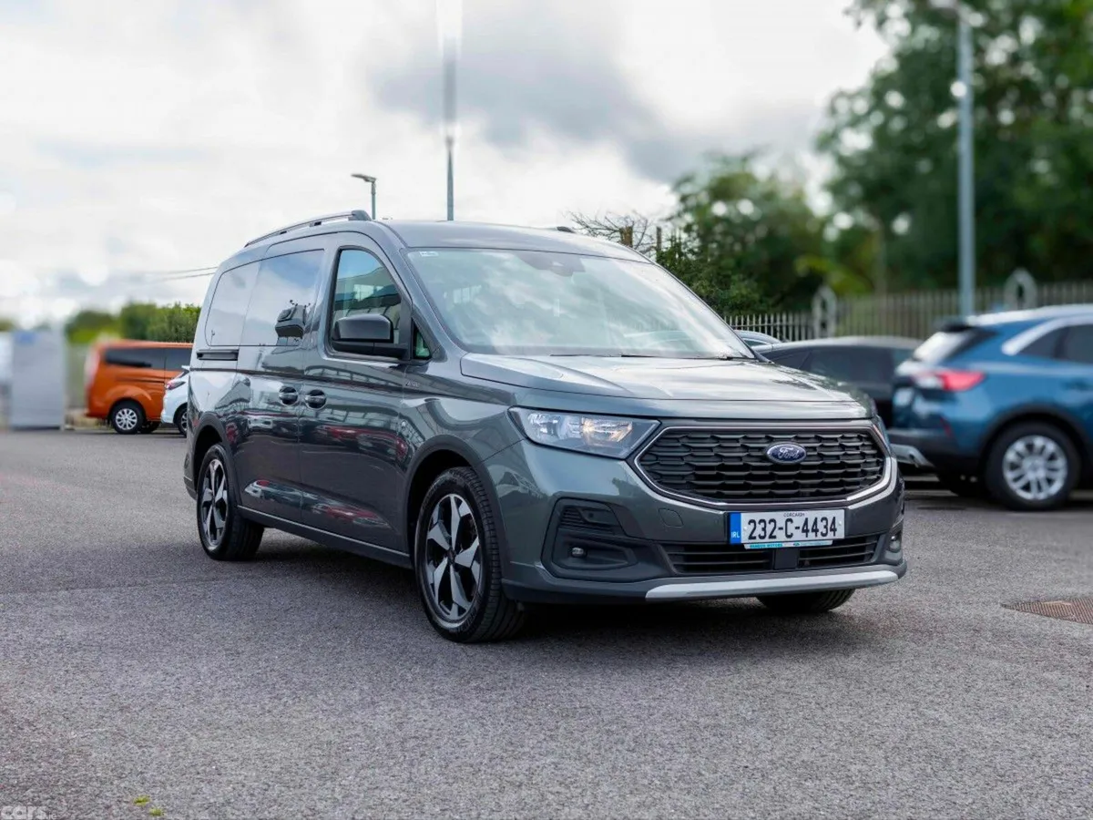 Ford Tourneo Connect MPV, Diesel, 2023, Grey