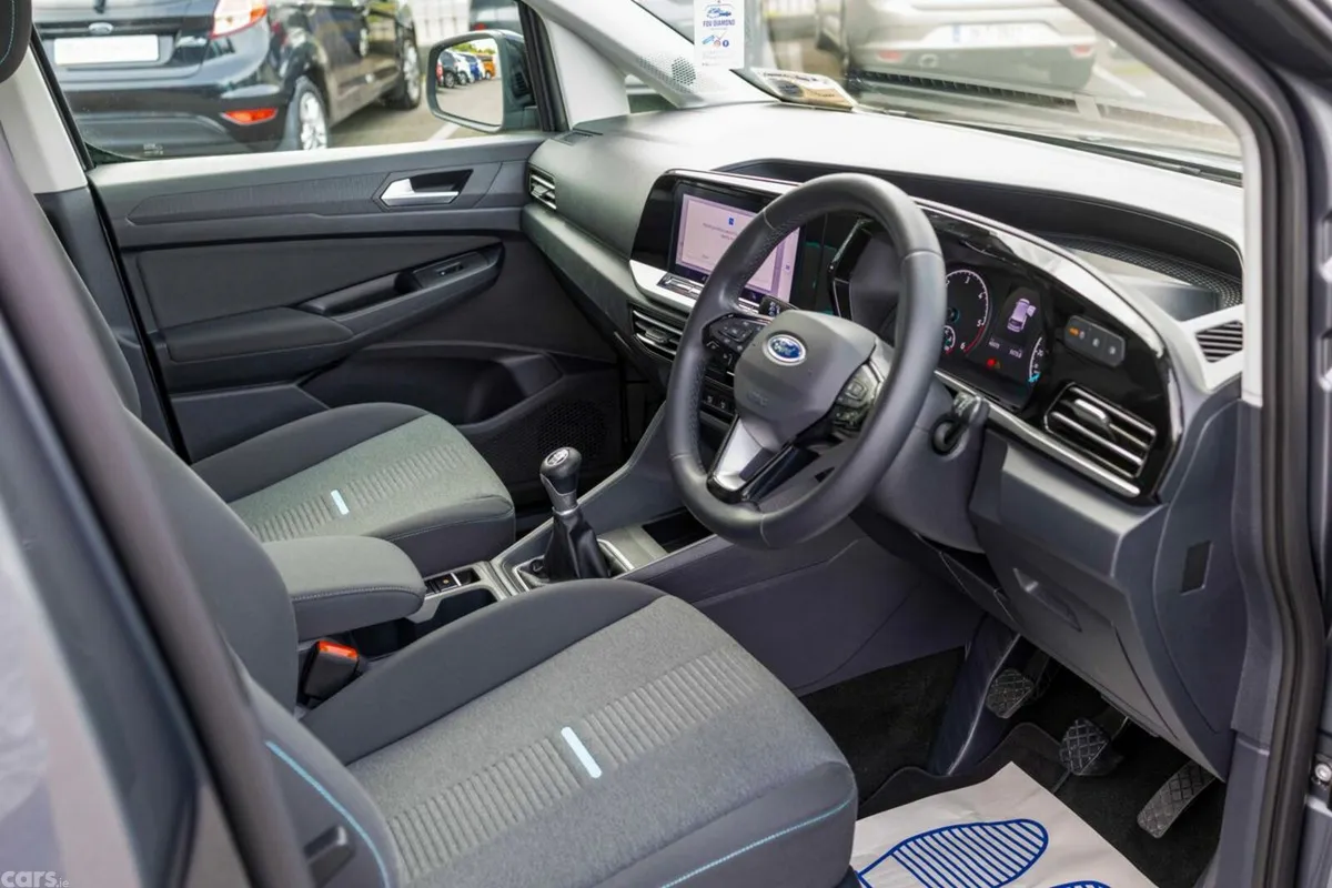 Ford Tourneo Connect MPV, Diesel, 2023, Grey