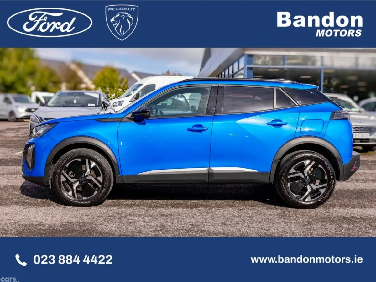 Peugeot 2008 MPV, Petrol, 2025, Blue