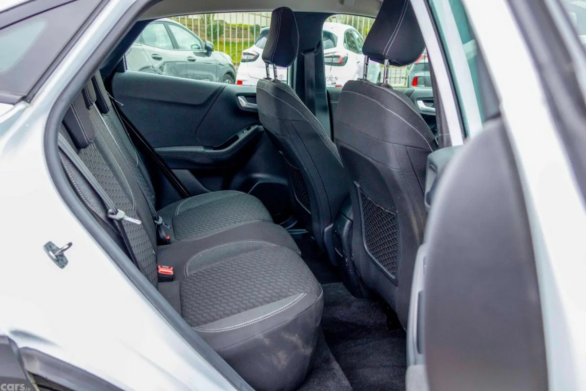 Ford Puma MPV, Petrol Hybrid, 2023, White