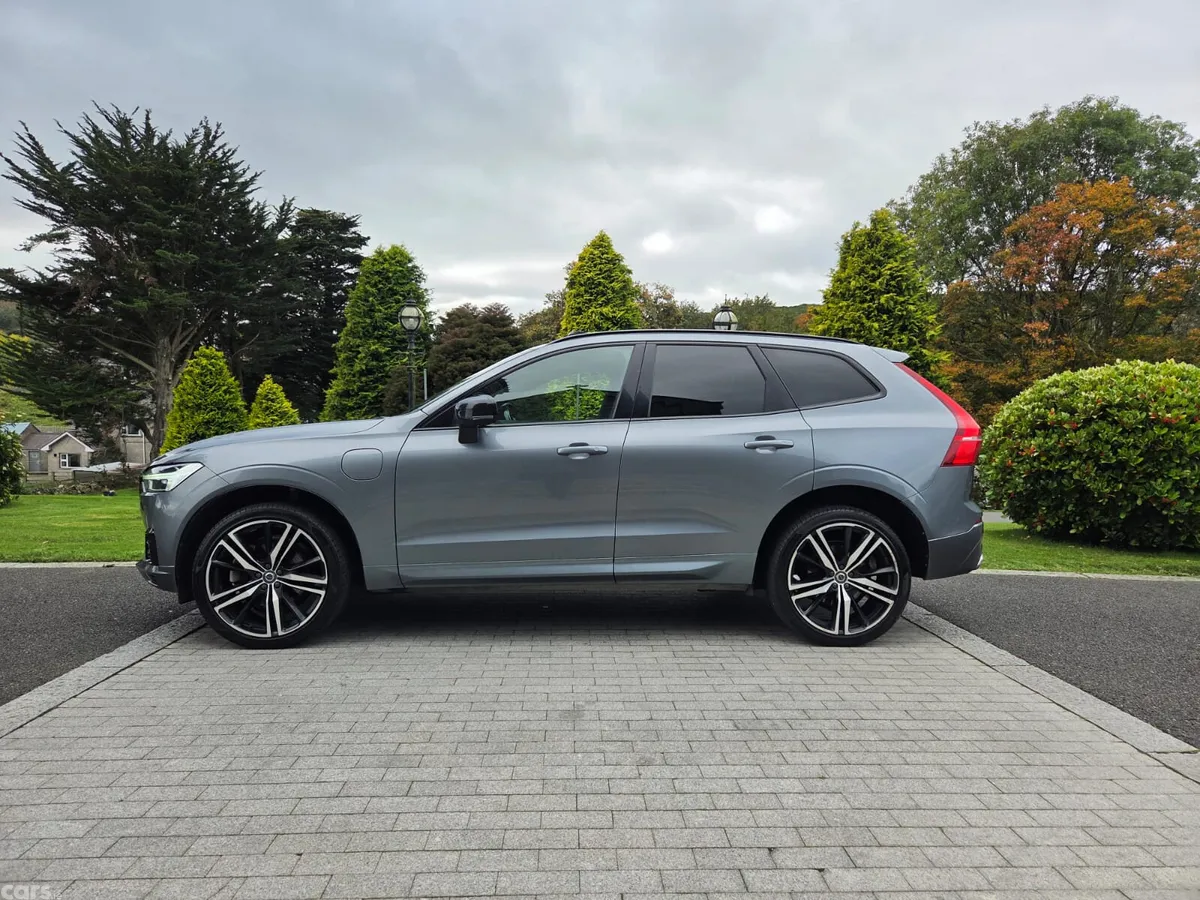 Volvo XC60 SUV, Petrol Plug-in Hybrid, 2020, Grey