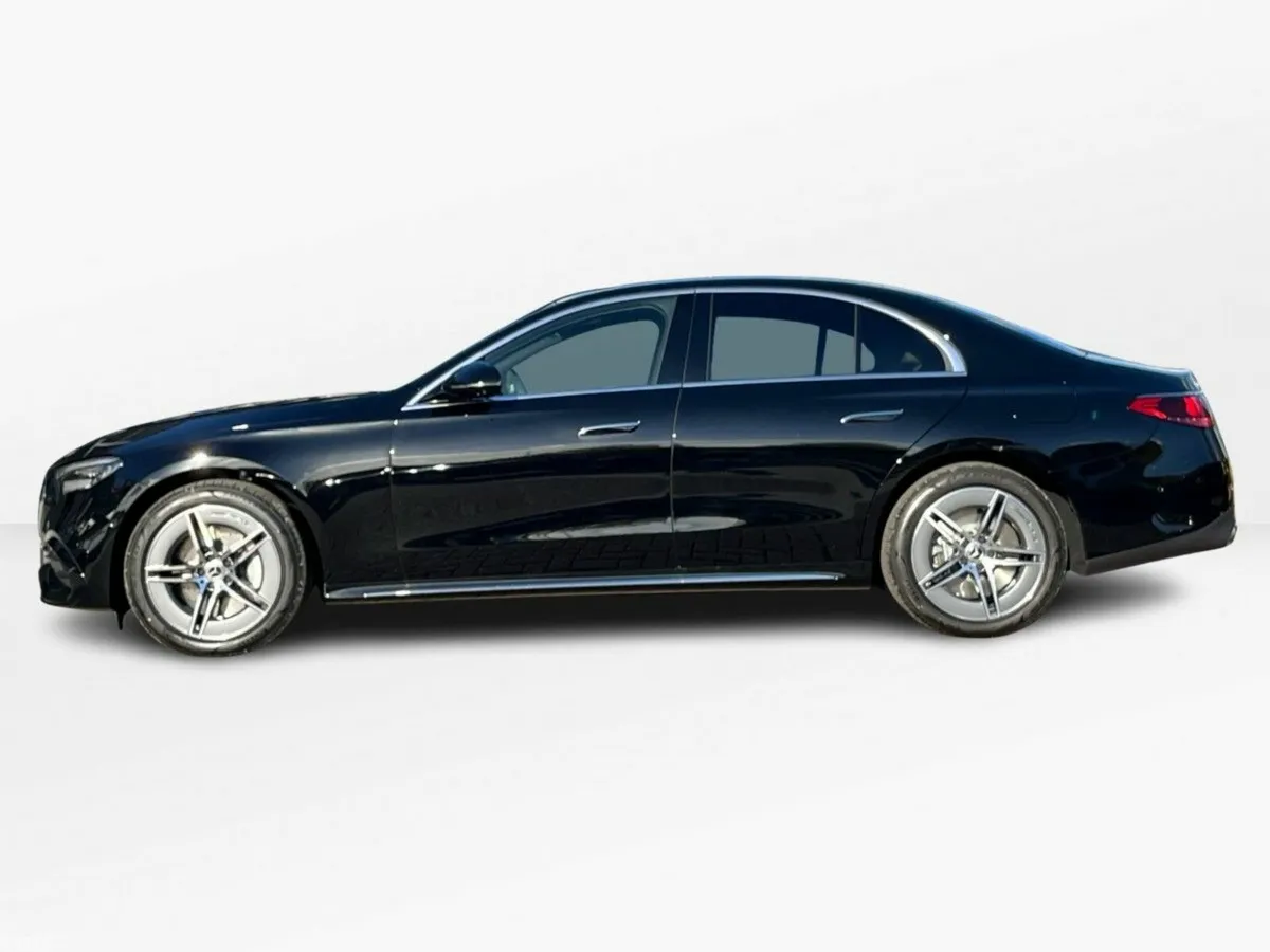 Mercedes-Benz E-Class Saloon, Diesel Plug-in Hybrid, 2026, Black