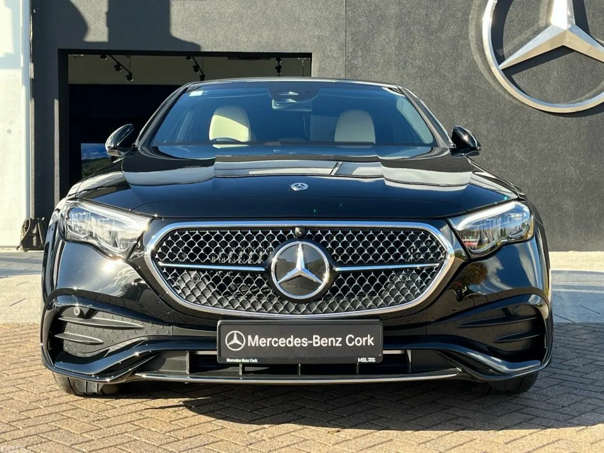Mercedes-Benz E-Class Saloon, Diesel Plug-in Hybrid, 2026, Black