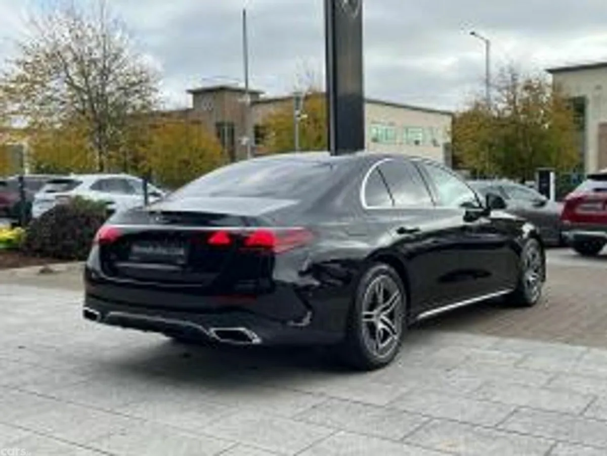 Mercedes-Benz E-Class Saloon, Diesel Plug-in Hybrid, 2026, Black