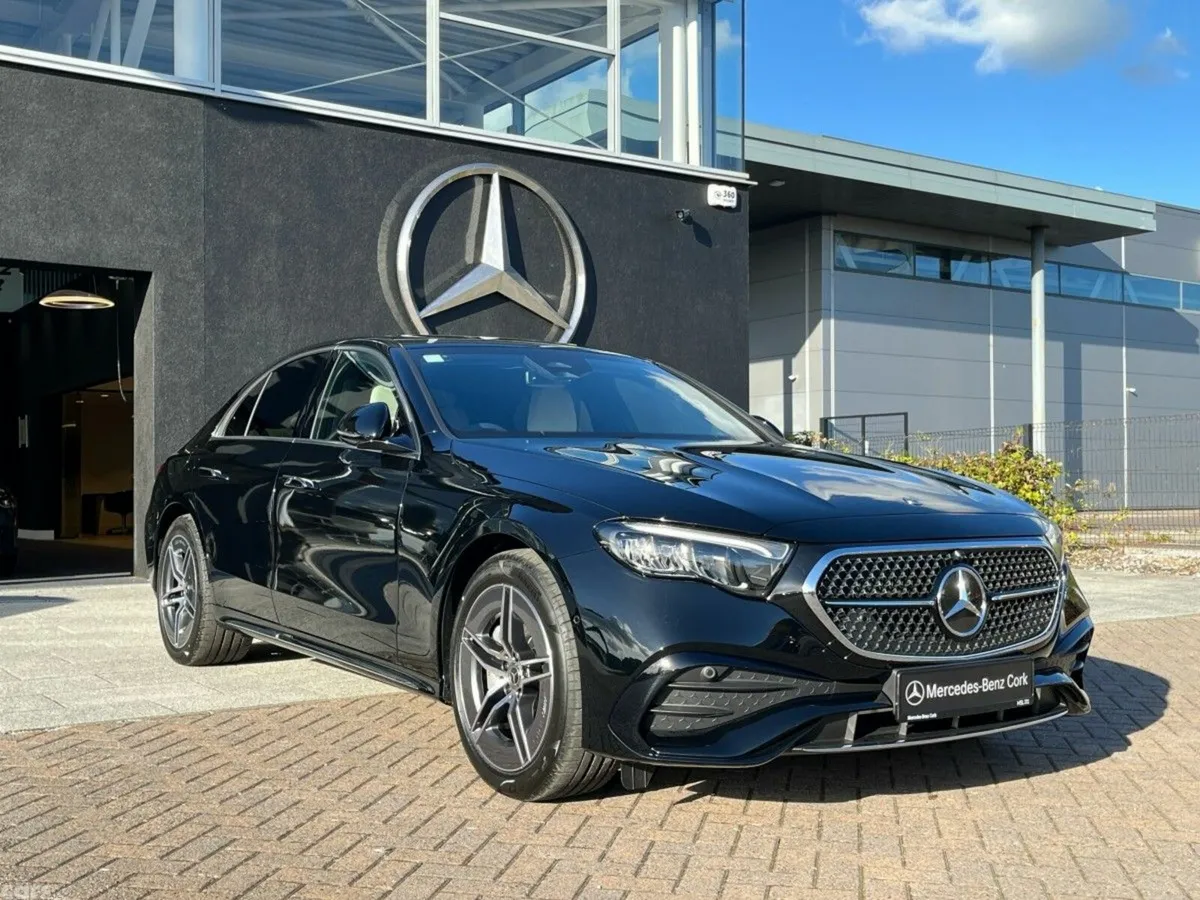 Mercedes-Benz E-Class Saloon, Diesel Plug-in Hybrid, 2026, Black