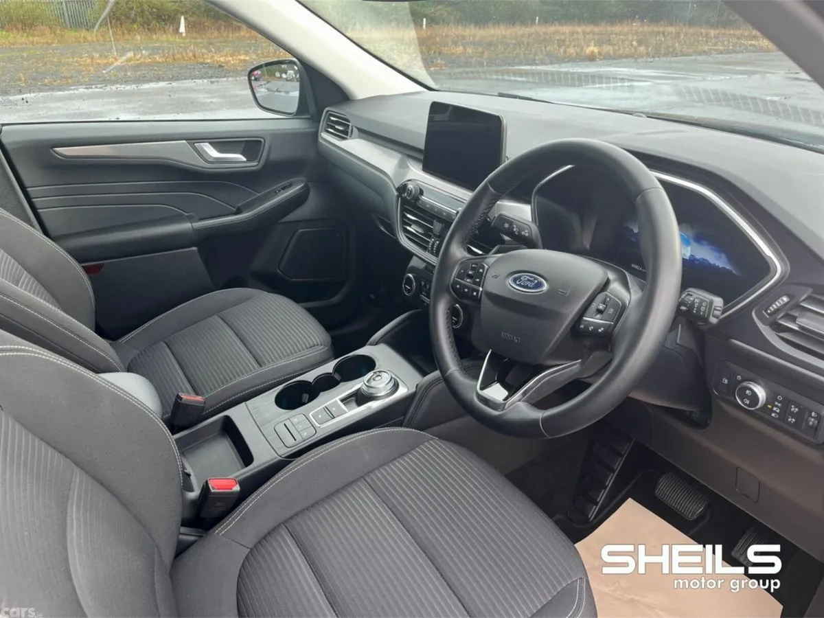 Ford Kuga SUV, Petrol Hybrid, 2022, Blue