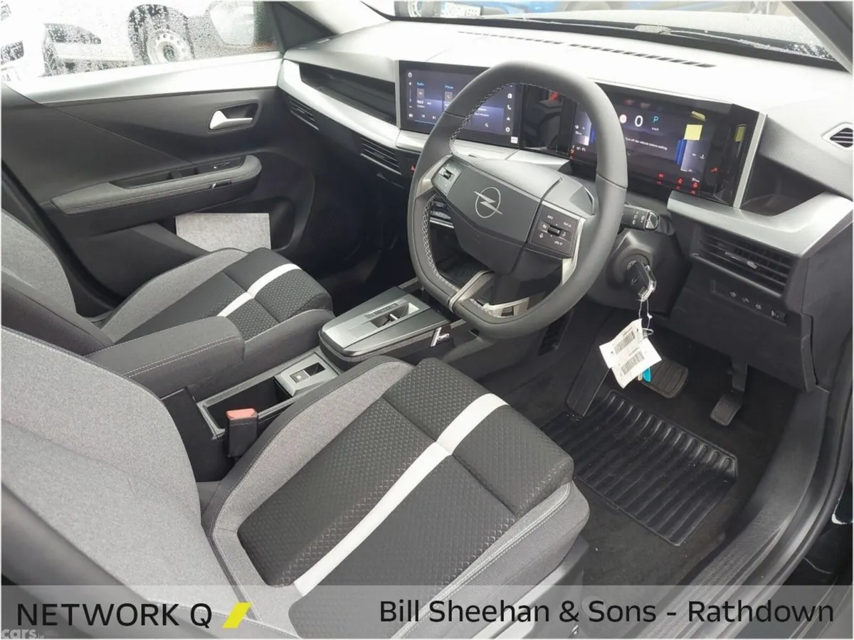 Opel Frontera SUV, Petrol Hybrid, 2026, Black