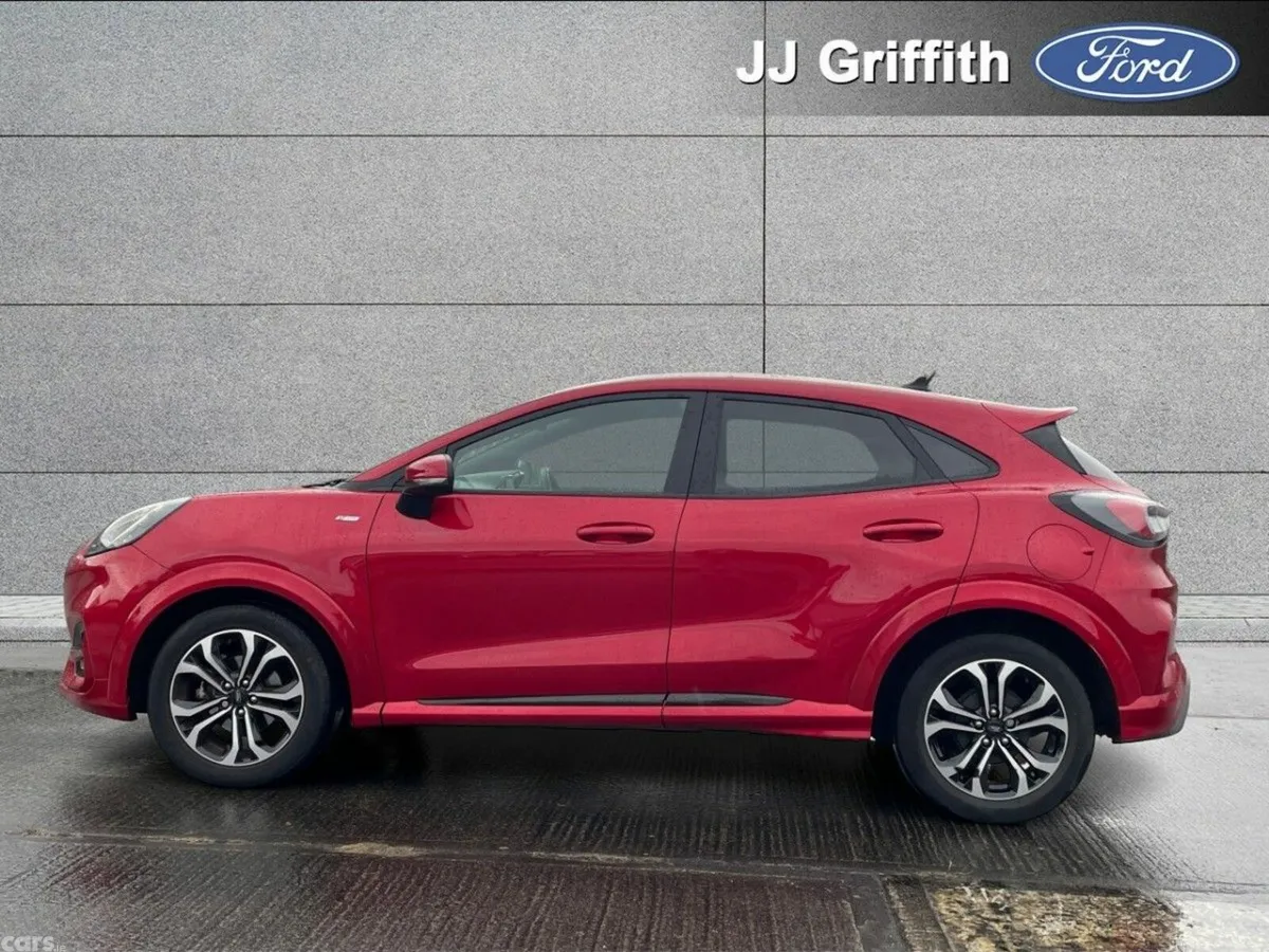 Ford Puma MPV, Petrol Hybrid, 2022, Red