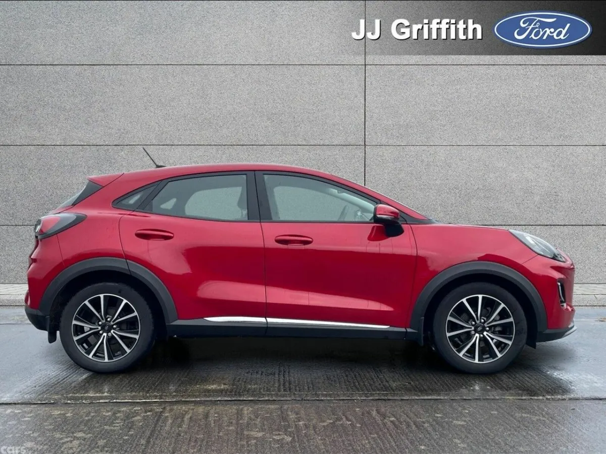 Ford Puma MPV, Petrol Hybrid, 2023, Red