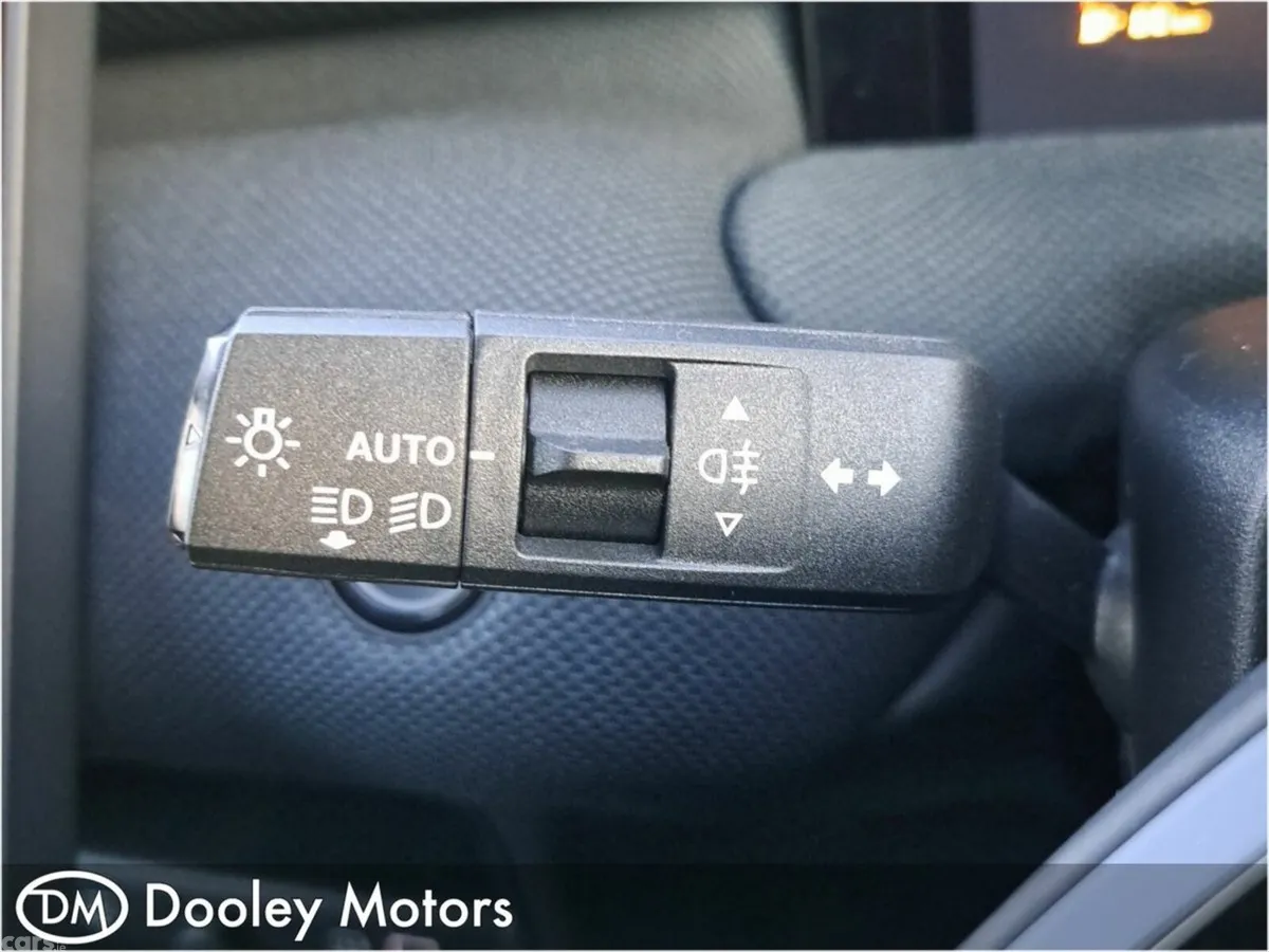 Citroen C5 Aircross SUV, Petrol Hybrid, 2027, Grey