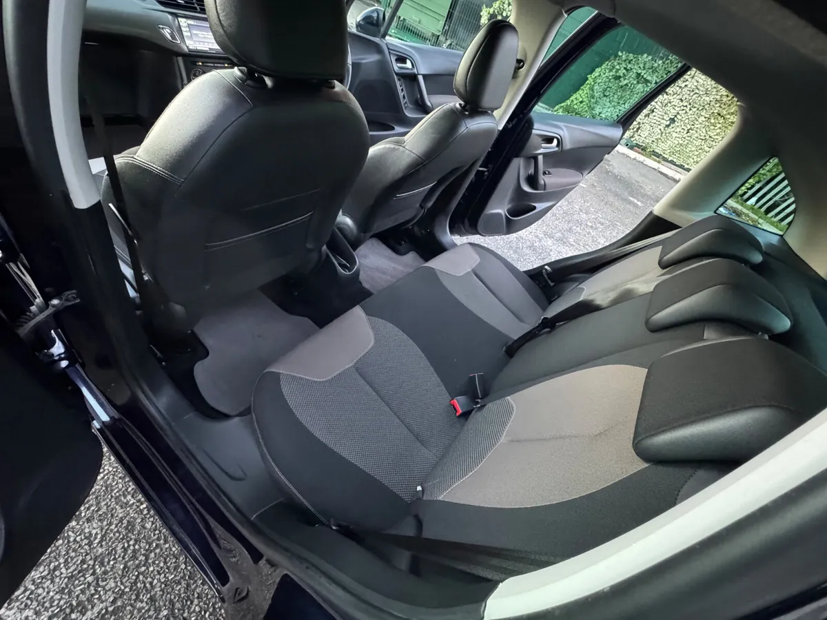 Citroen C3 Hatchback, Petrol, 2013, Blue
