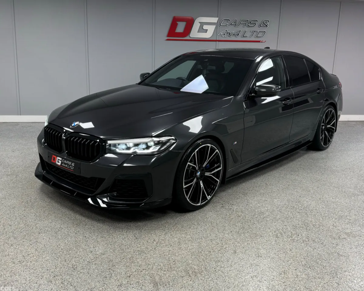 BMW 5-Series Saloon, Diesel Hybrid, 2021, Grey