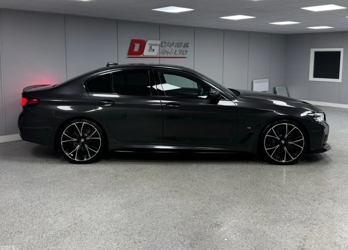 BMW 5-Series Saloon, Diesel Hybrid, 2021, Grey