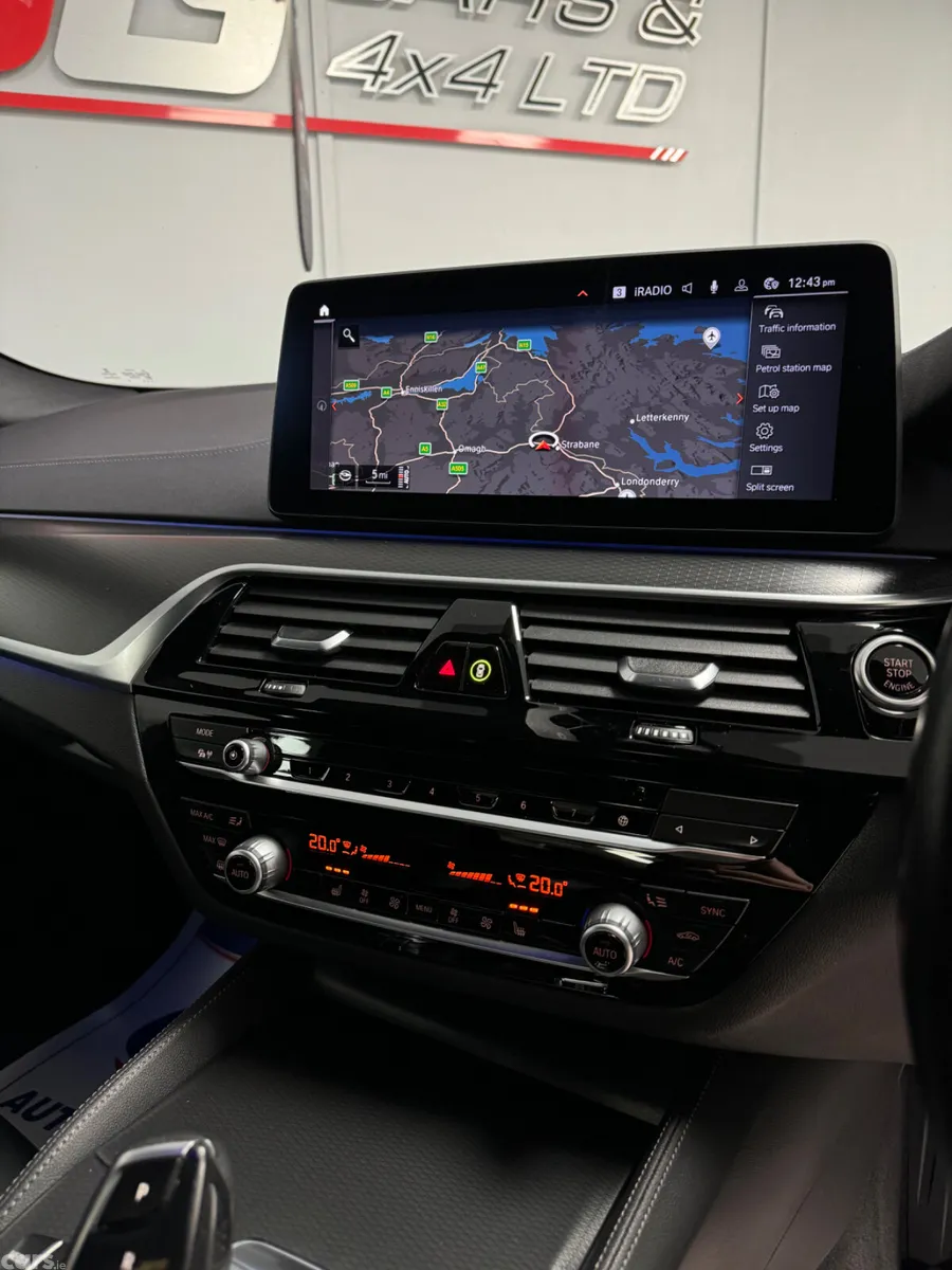 BMW 5-Series Saloon, Diesel Hybrid, 2021, Grey