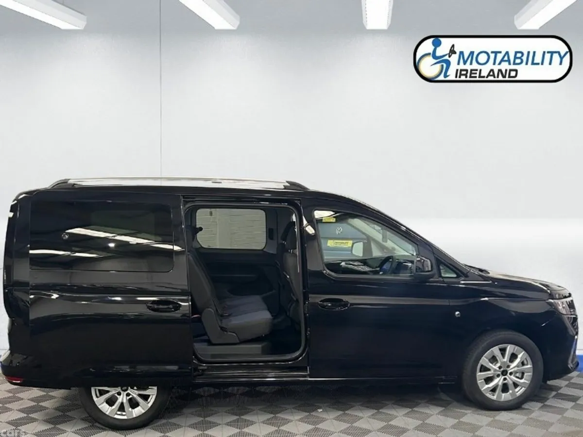Ford Tourneo Connect MPV, Diesel, 2026, Black