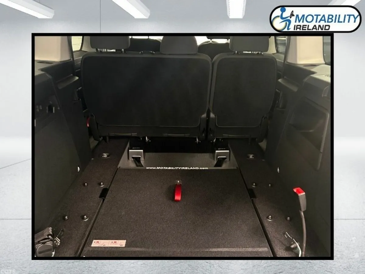 Ford Tourneo Connect MPV, Diesel, 2026, Black