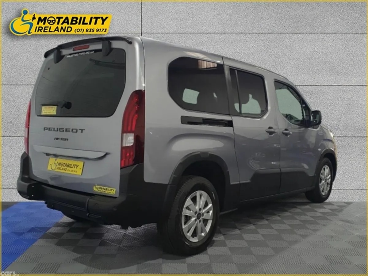 Peugeot Rifter MPV, Diesel, 2026, Grey