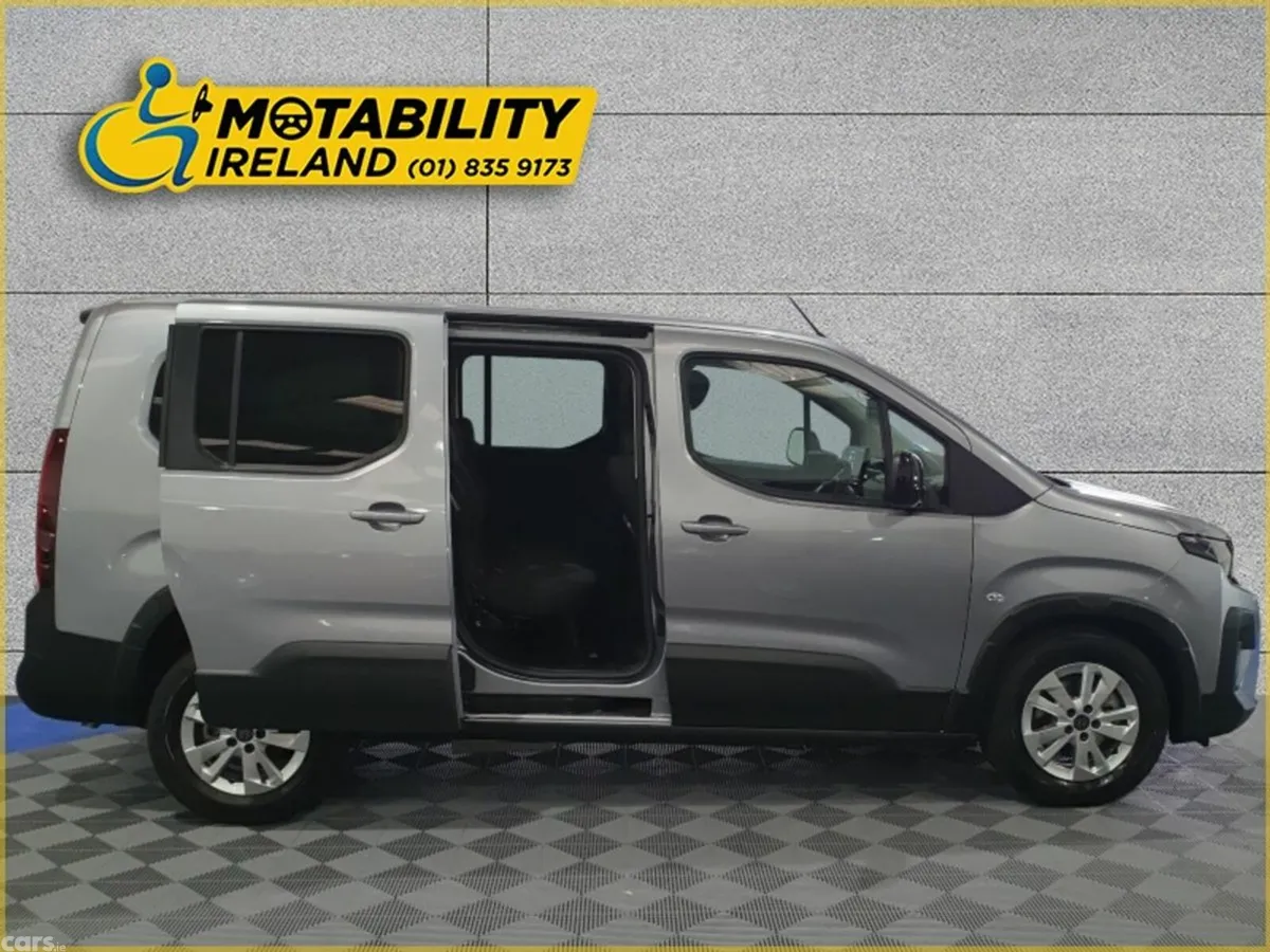 Peugeot Rifter MPV, Diesel, 2026, Grey