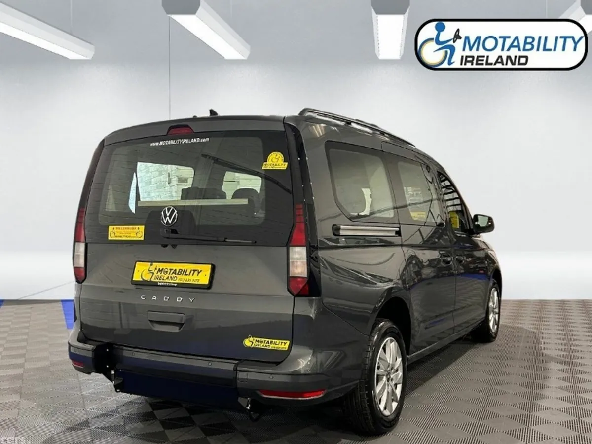 Volkswagen Caddy Maxi Life MPV, Diesel, 2026, Grey