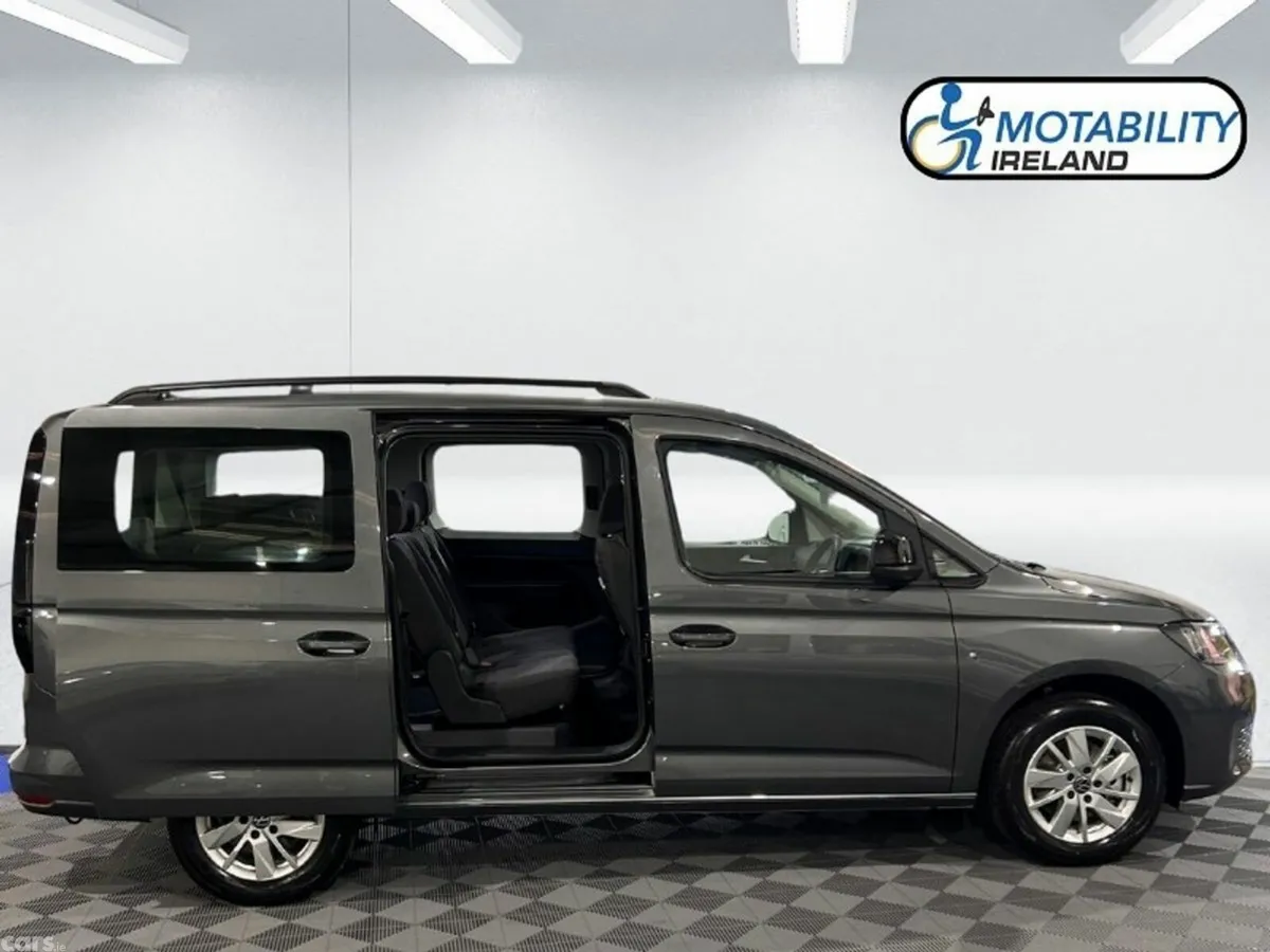 Volkswagen Caddy Maxi Life MPV, Diesel, 2026, Grey
