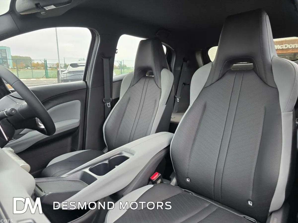 BYD DOLPHIN SURF Hatchback, Electric, 2025, Green