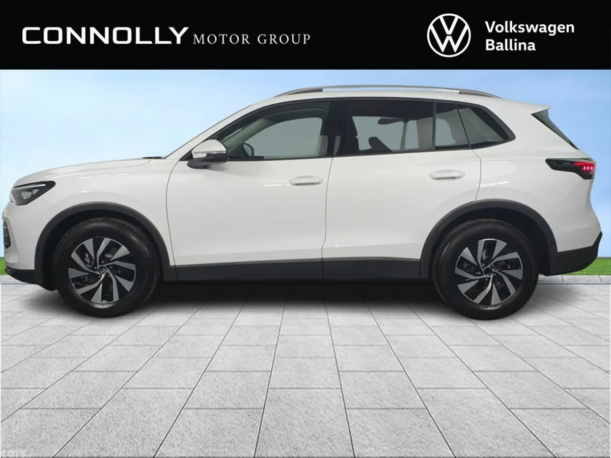 Volkswagen Tiguan Hatchback, Diesel, 2027, White