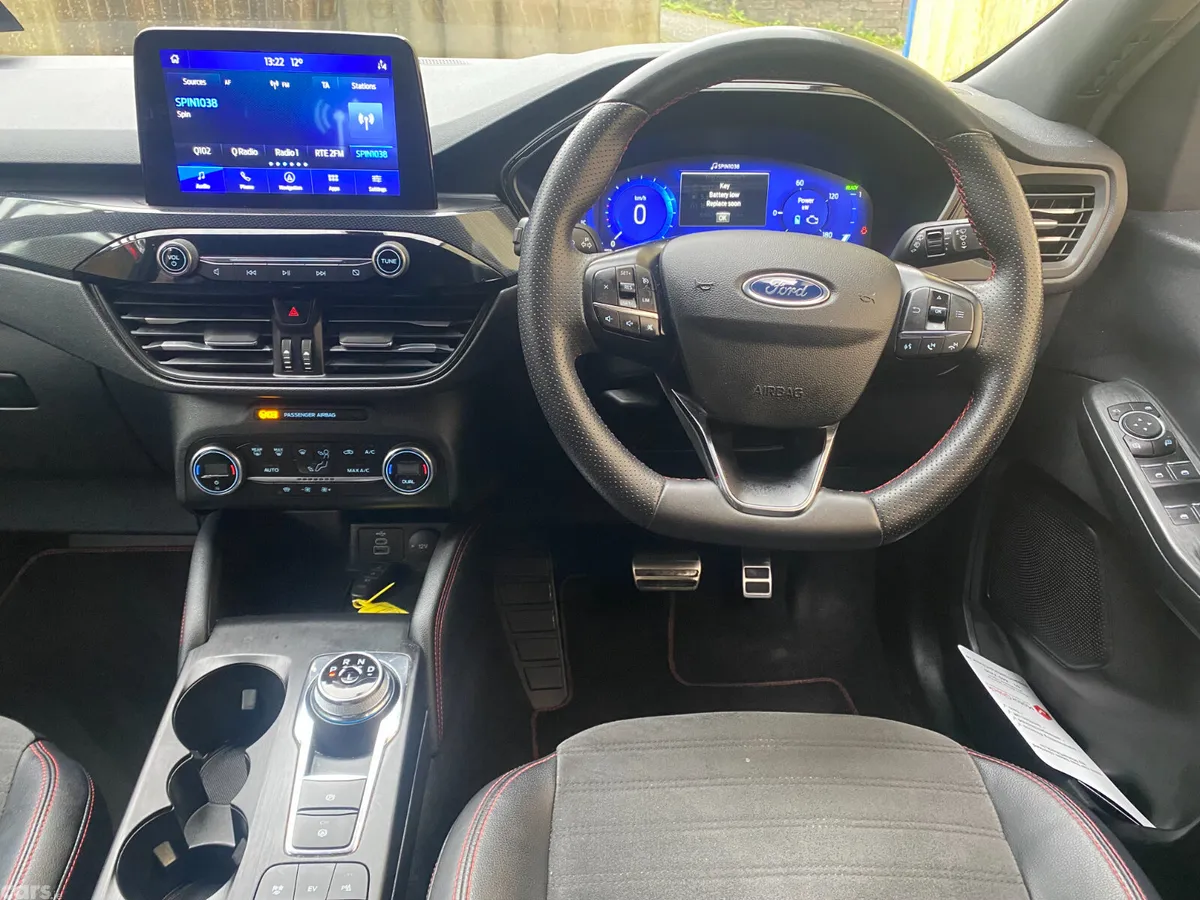 Ford Kuga SUV, Petrol Hybrid, 2022, Grey