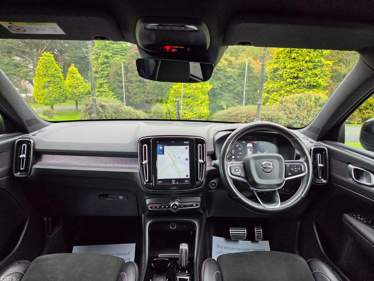 Volvo XC40 SUV, Petrol Plug-in Hybrid, 2020, Black
