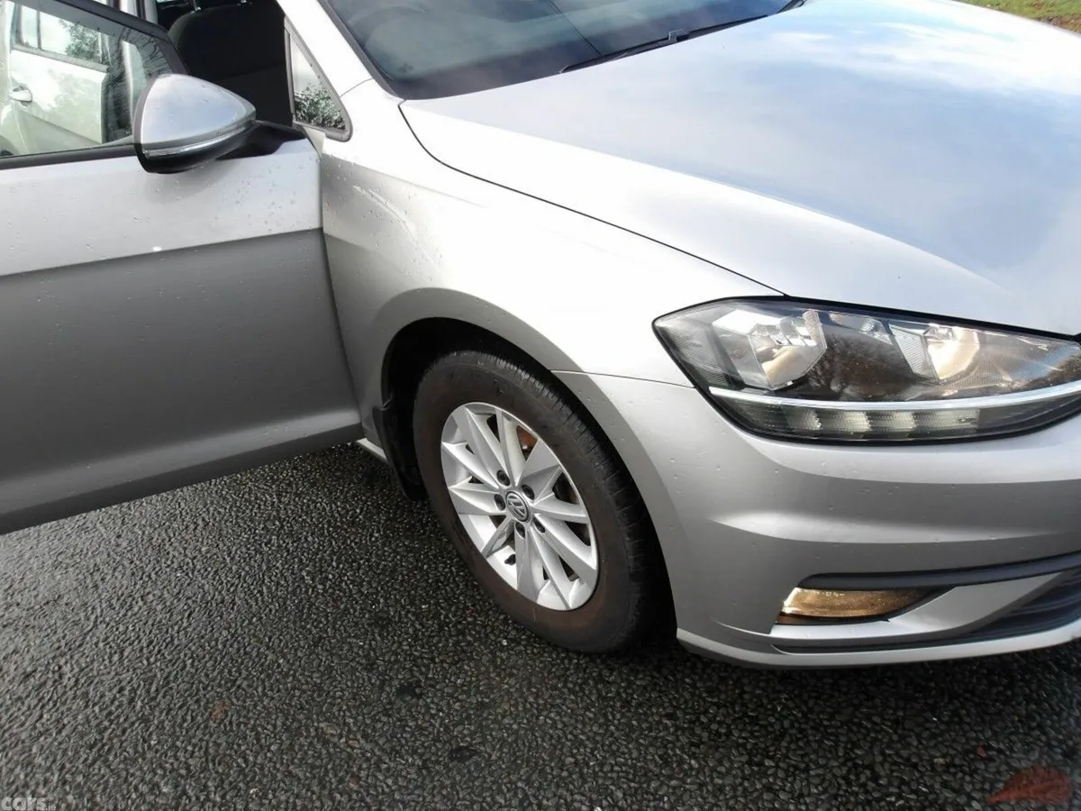 Volkswagen Golf Hatchback, Diesel, 2019, Grey