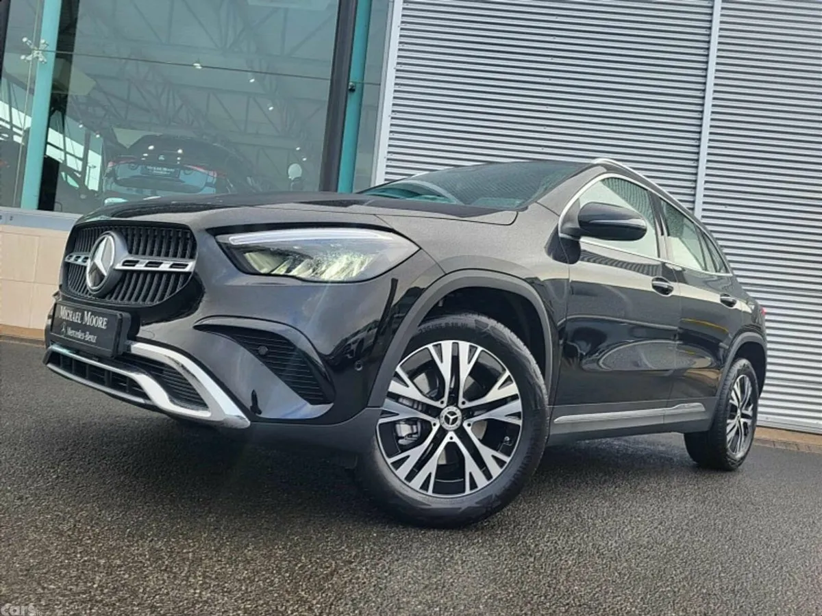 Mercedes-Benz GLA SUV, Petrol, 2027, Black