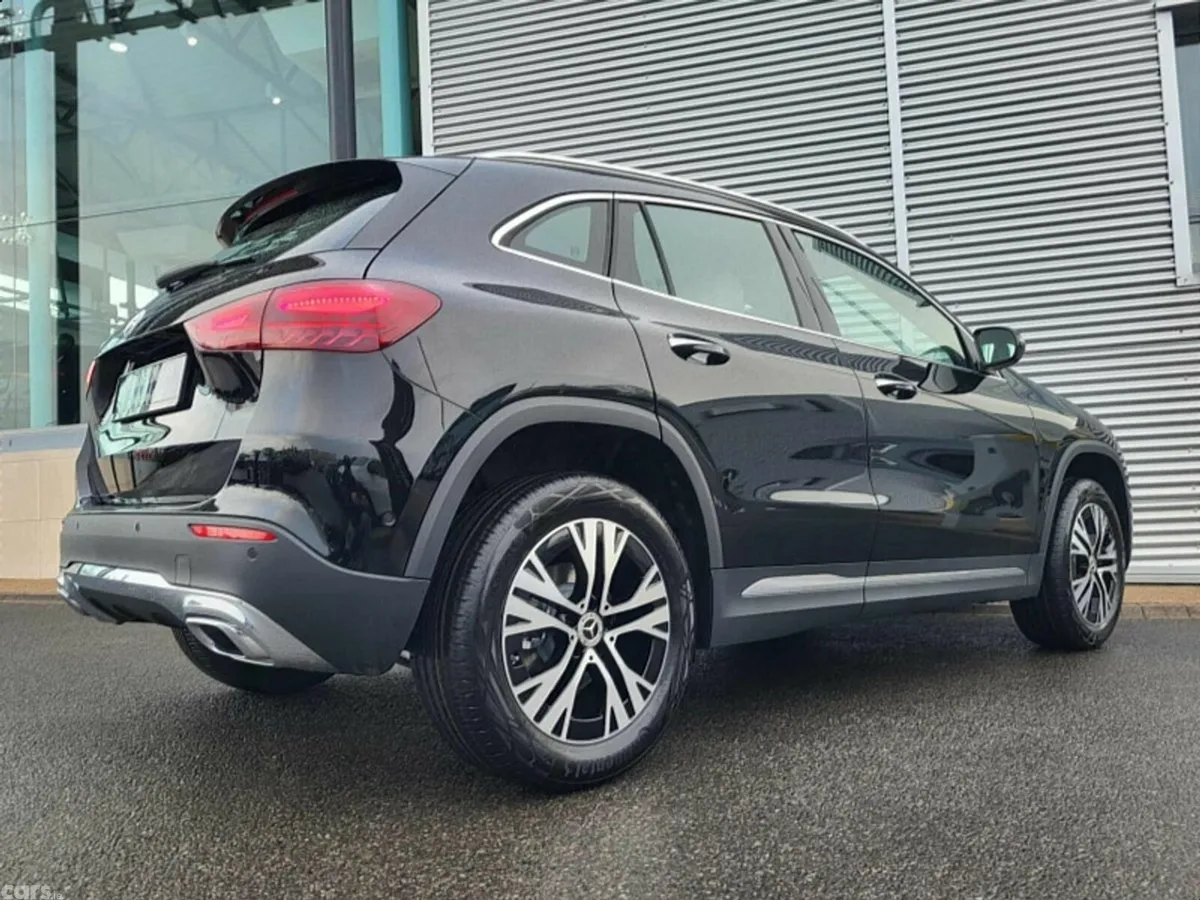 Mercedes-Benz GLA SUV, Petrol, 2027, Black