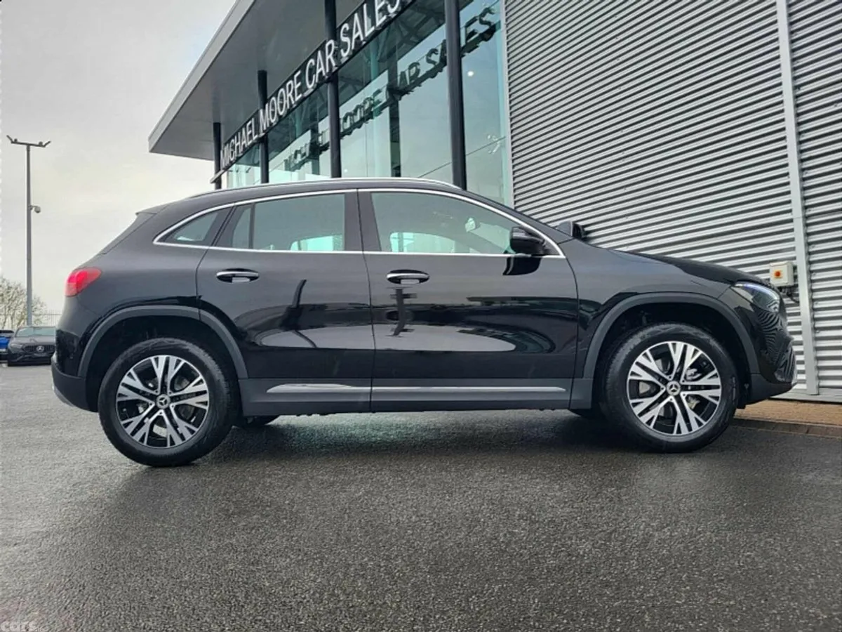 Mercedes-Benz GLA SUV, Petrol, 2027, Black
