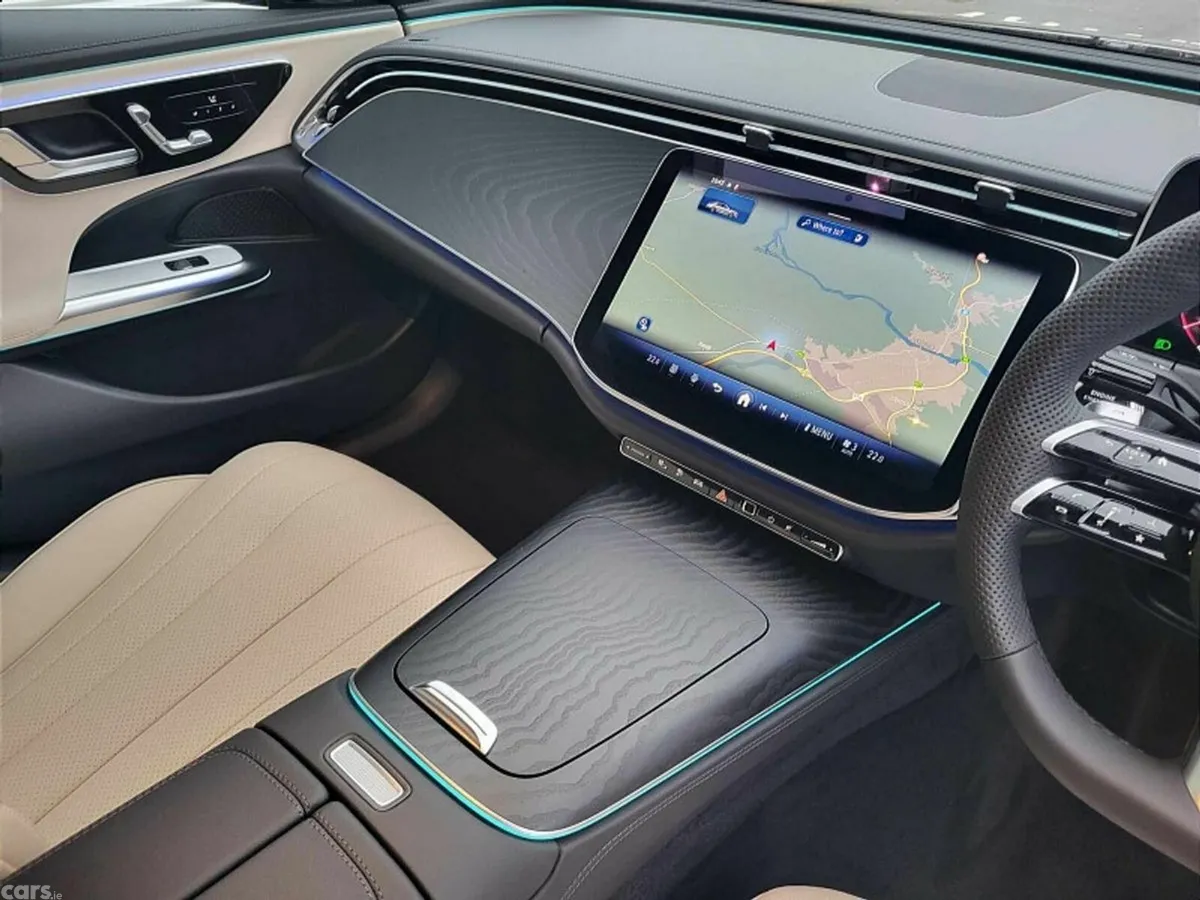 Mercedes-Benz E-Class Saloon, Diesel Plug-in Hybrid, 2027, Blue