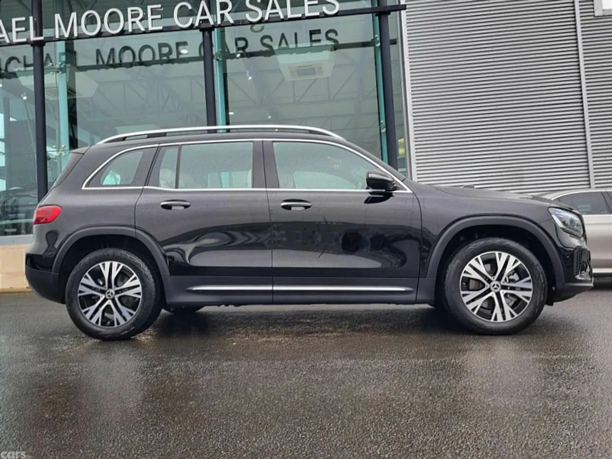 Mercedes-Benz GLB SUV, Diesel, 2027, Black