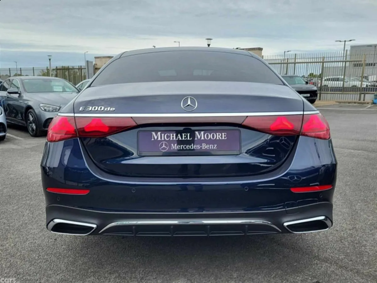 Mercedes-Benz E-Class Saloon, Diesel Plug-in Hybrid, 2027, Blue