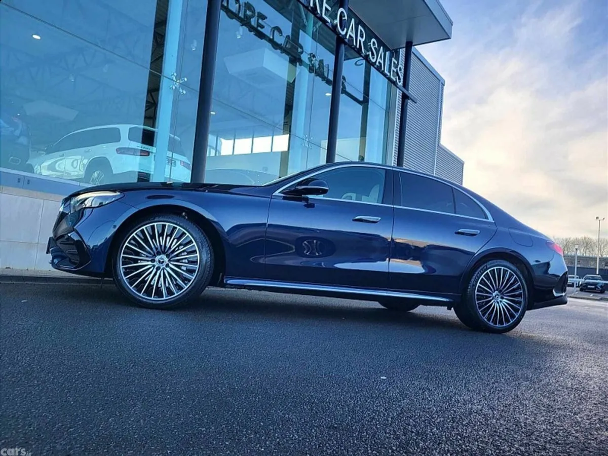 Mercedes-Benz E-Class Saloon, Diesel Plug-in Hybrid, 2027, Blue