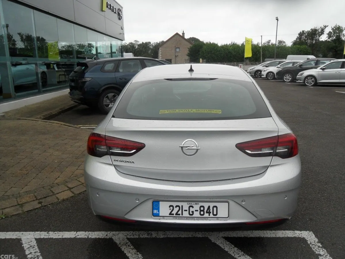 Opel Insignia Hatchback, Diesel, 2022, Grey