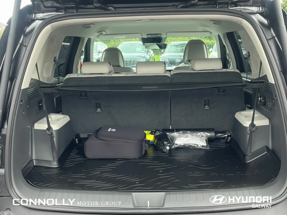 Hyundai Santa Fe SUV, Petrol Plug-in Hybrid, 2026, Black