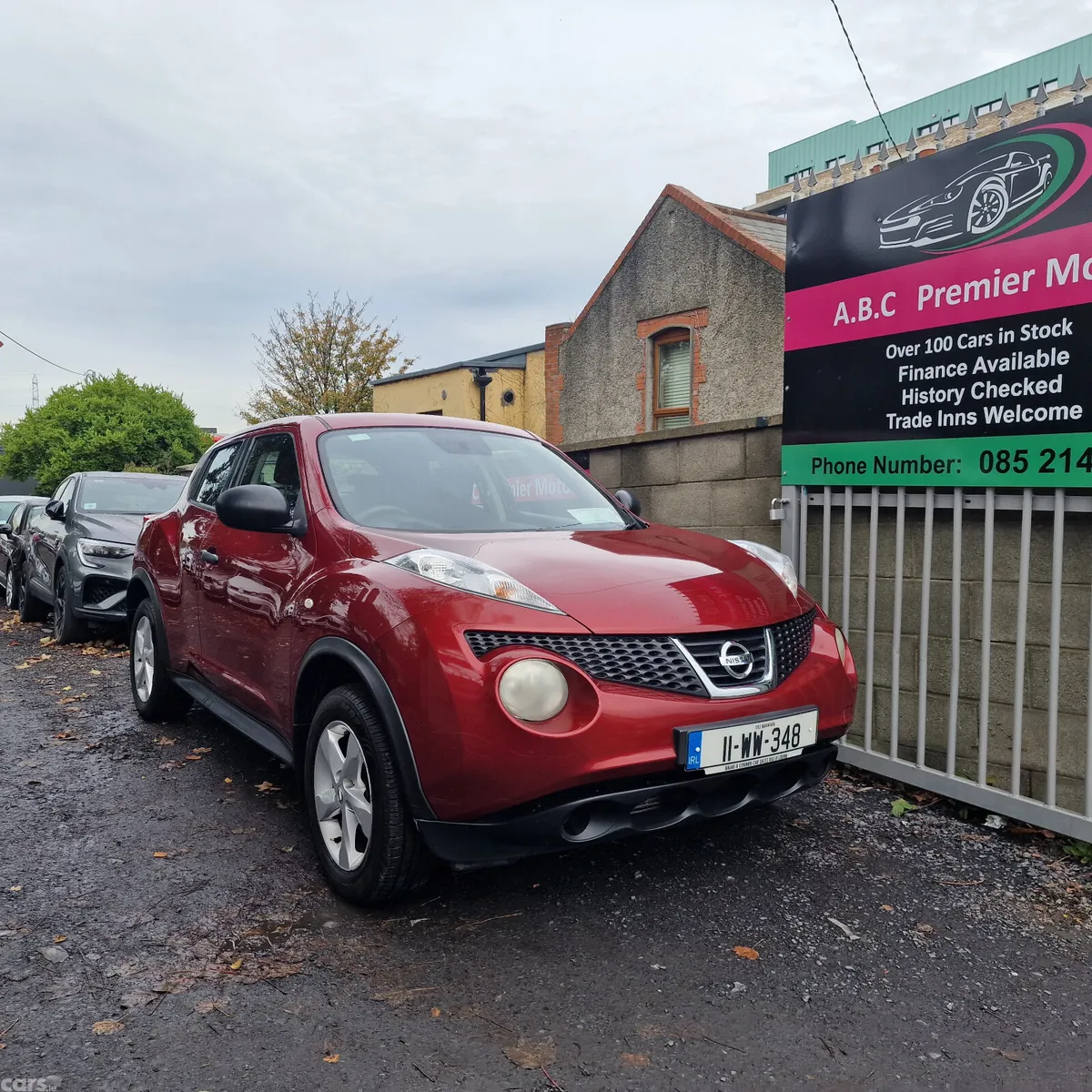 Nissan Juke SUV, Diesel, 2011, Red